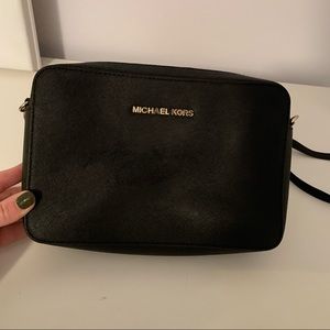 Michael Kors Jet Set Leather Crossbody Bag